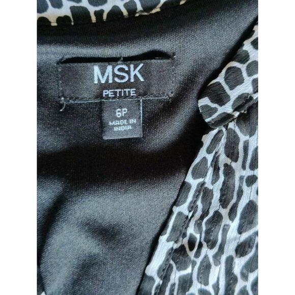 MSK Petite Animal Print Fit & Flare Dress Short Sleeve V-Neck Black/White Size 6 - Picture 5 of 11